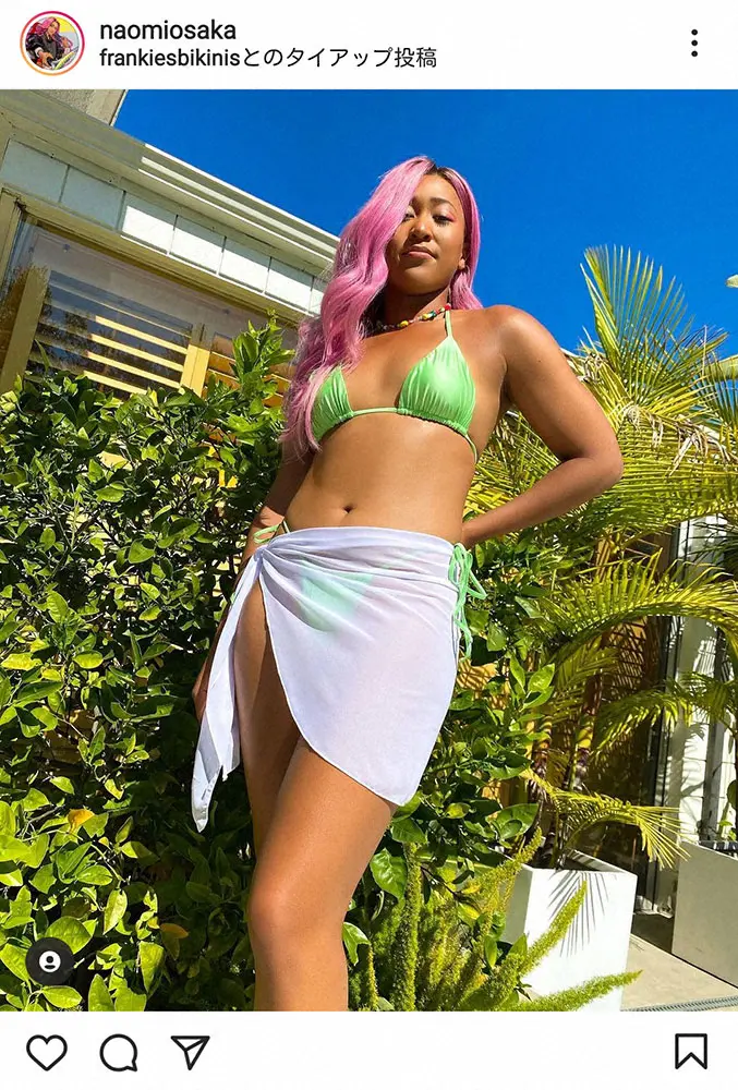 【画像・写真】大坂なおみ　ピンクの髪＆グリーンのビキニ姿に「キュート」「ゴージャス」の声