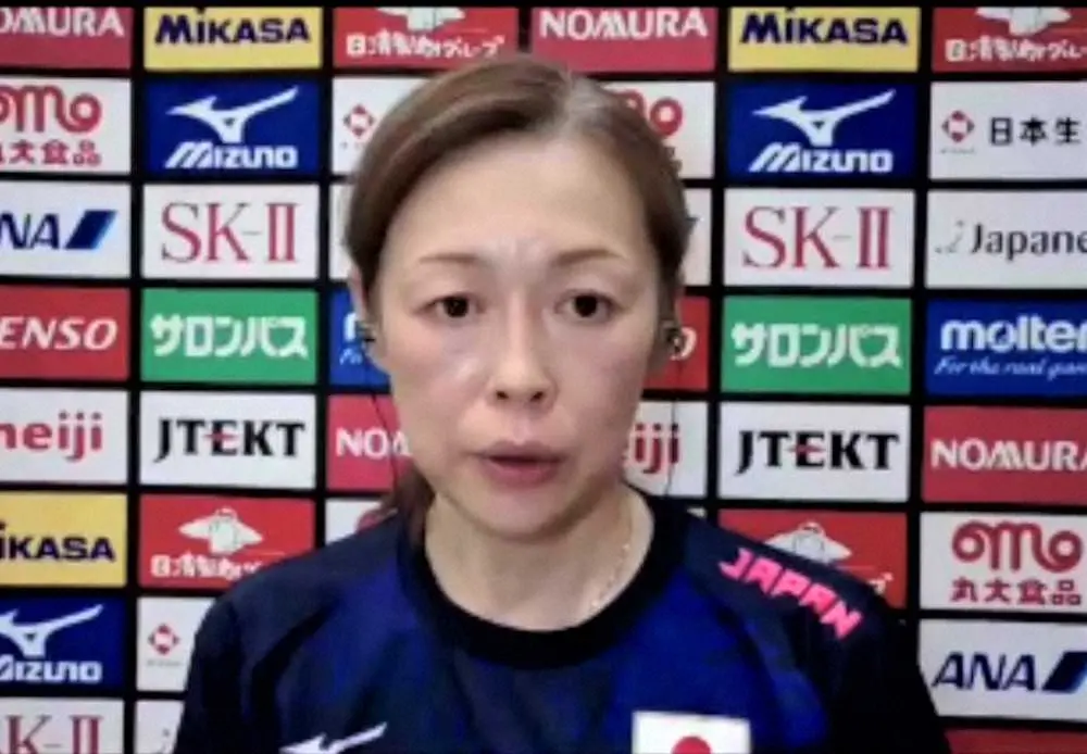 オンライン取材に応じたバレーボール女子日本代表の中田監督