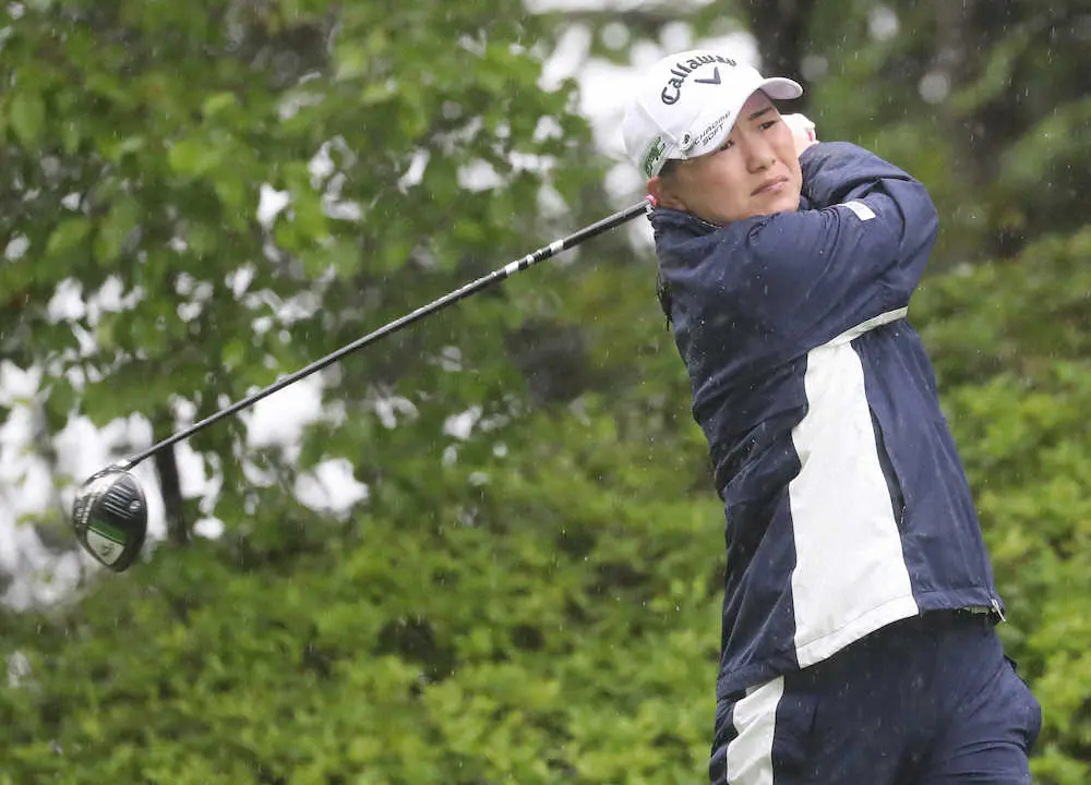 【画像・写真】出産後復帰戦の横峯さくらはダブルボギー発進　女子ゴルフ