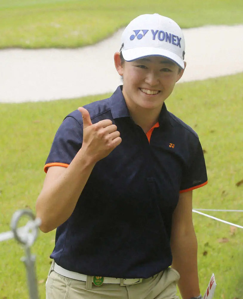 【画像・写真】アマ岩井姉妹の姉・明愛　2差4位で優勝争い残った、最終日は「楽しむ」