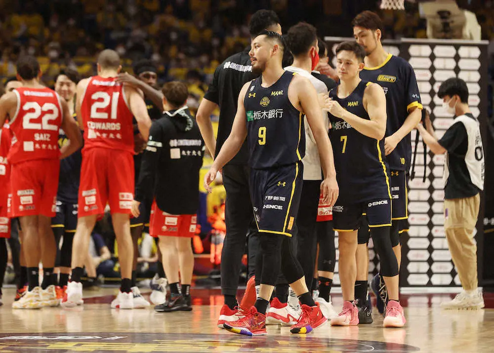 【画像・写真】宇都宮、3月天皇杯に続き準V　4季ぶり2度目の優勝逃す　エース比江島が痛恨退場
