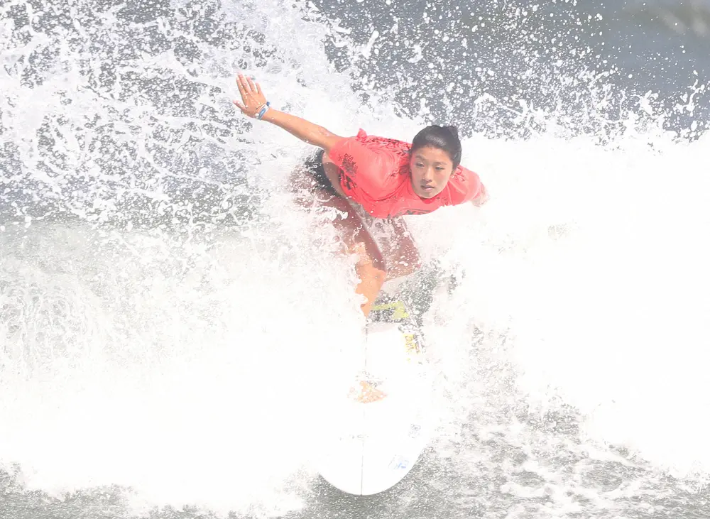 【画像・写真】サーフィン女子・前田が夢切符「金メダルを獲りたい」、都筑も代表決定