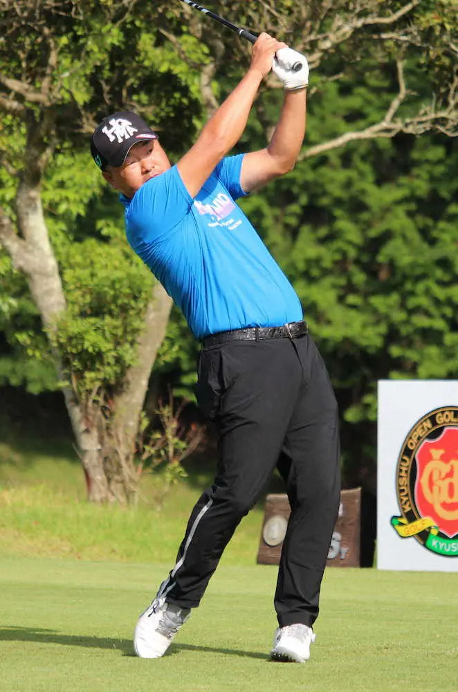 【画像・写真】孔明、首位タイ発進　釣りで気分転換トップ10目指す