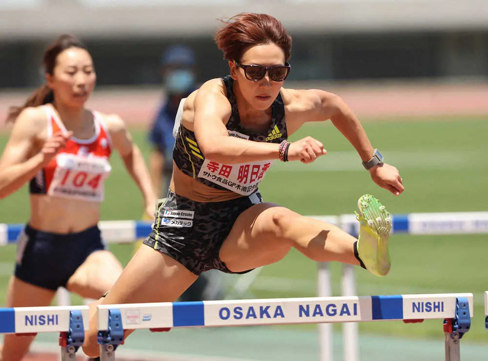女子100メートル障害 日本記録を持つ寺田 青木の一騎打ち 寺田は今季 日本新を2度マーク スポニチ Sponichi Annex スポーツ