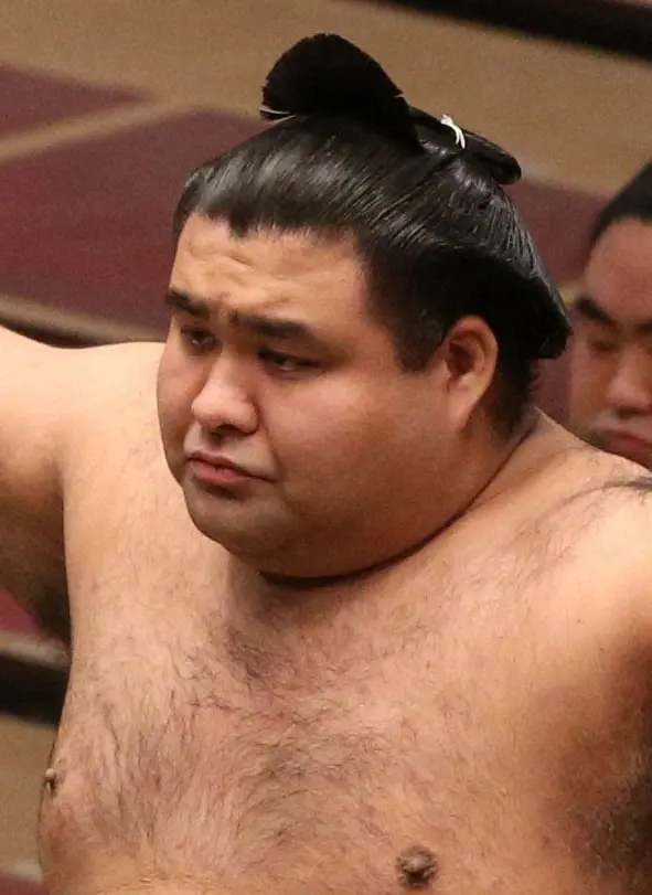 【画像・写真】高安が3日目から出場　逸ノ城と対戦　腰痛で初日、2日目は休場