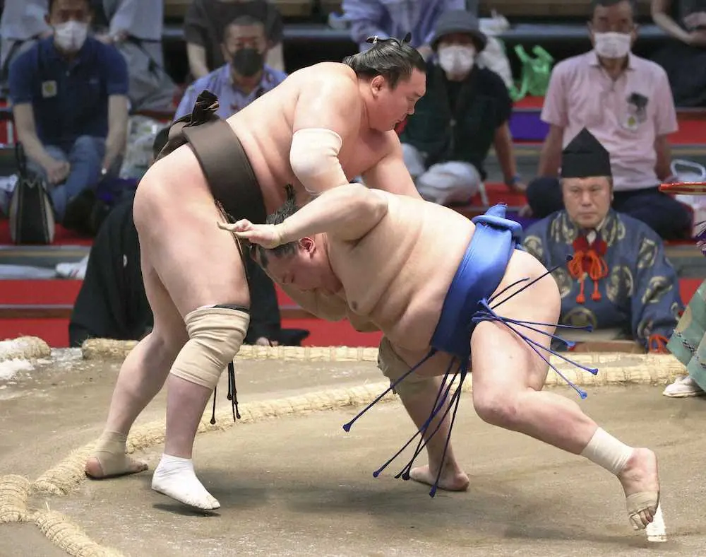 【画像・写真】白鵬「圧力がある分、引きも決まった」　自画自賛6連勝