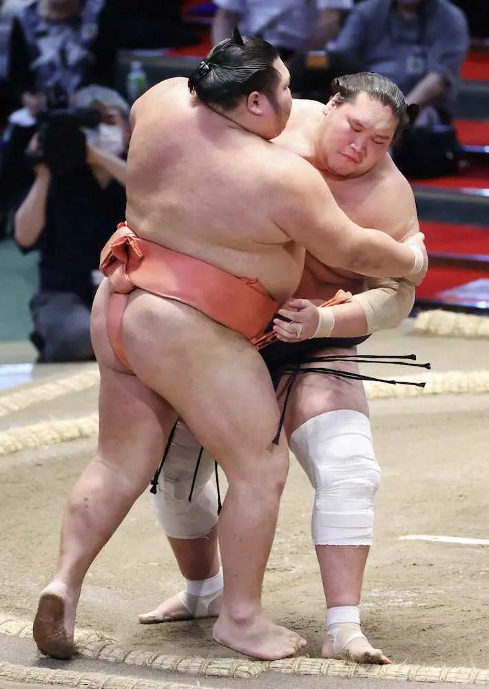 【画像・写真】照ノ富士　労せず10勝到達「自分のやってきたことを信じてやるだけ」