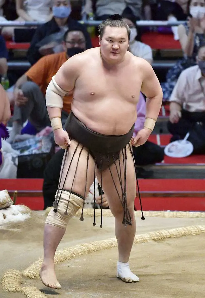 【画像・写真】白鵬、照ノ富士が14連勝　9年ぶり千秋楽全勝決戦へ