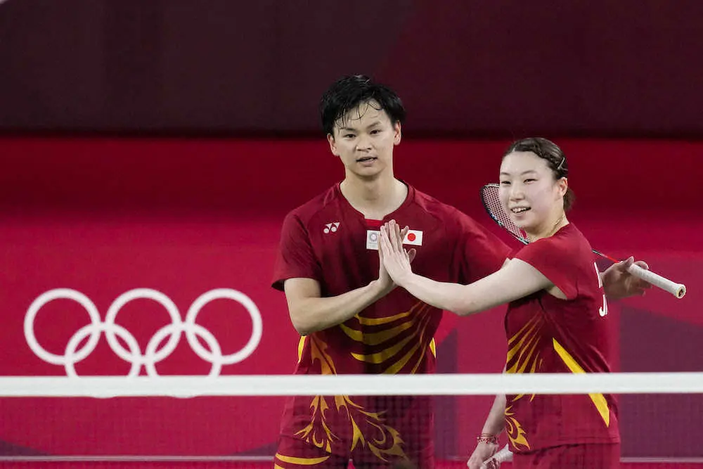 【画像・写真】バド混合ダブルス渡辺、東野組　準決勝敗退で3位決定戦へ「今は次の試合に向けて準備したい」