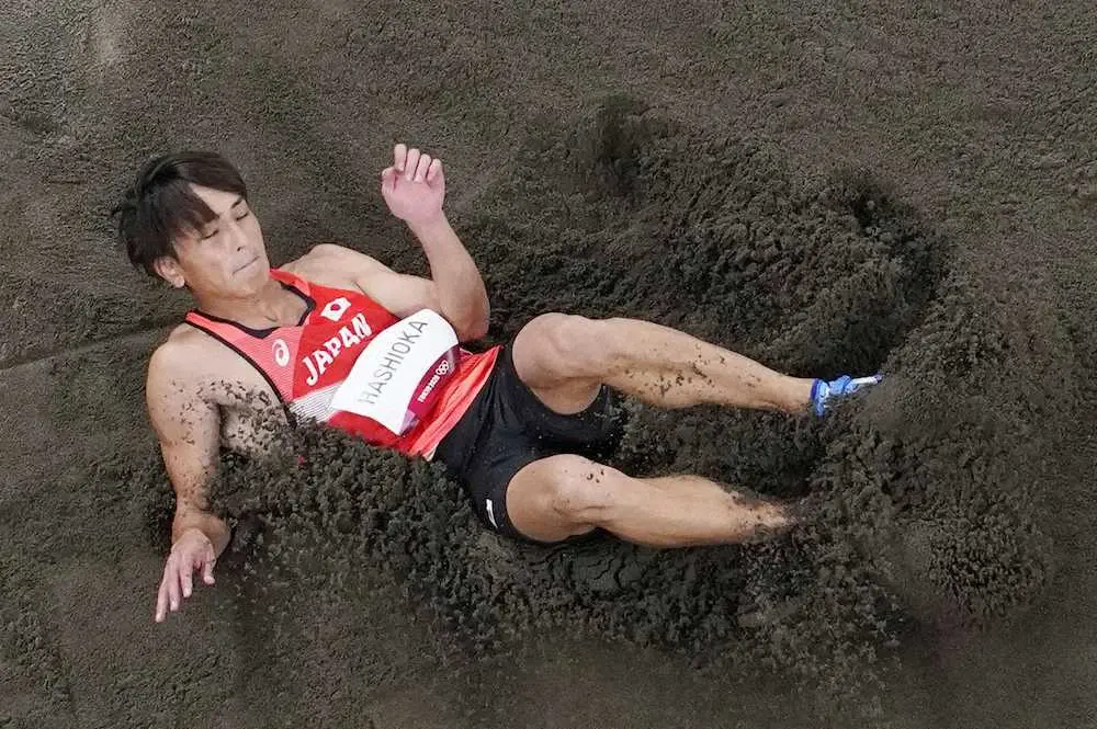 男子走り幅跳び予選　1回目で8メートル17をマークした橋岡優輝（共同）