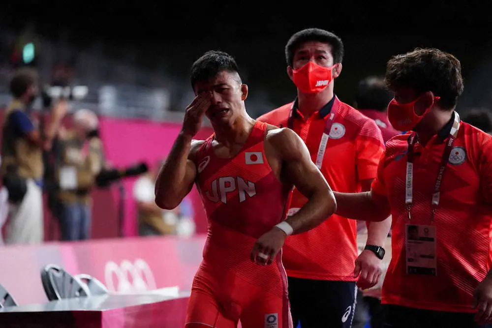 【画像・写真】レスリング文田　「号泣」銀メダル　決勝で敗れ、日本のグレコ勢37年ぶりの金を逃す