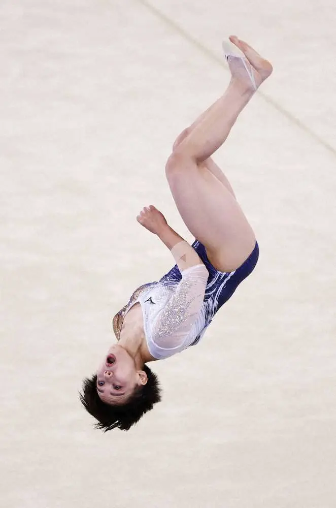 【画像・写真】村上　種目別床で笑顔あふれた銅！リオ五輪以降の涙を糧に「人生で一番の演技。自分で金メダルあげたい」