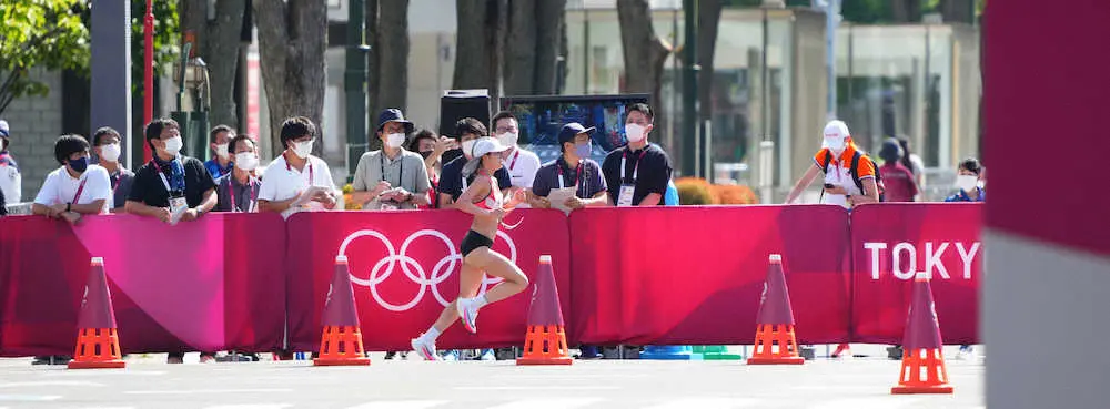 【画像・写真】一山麻緒、日本勢17年ぶり入賞8位「世界の方たちは暑くても強い」実感も　笑顔のゴール「悔いはない」