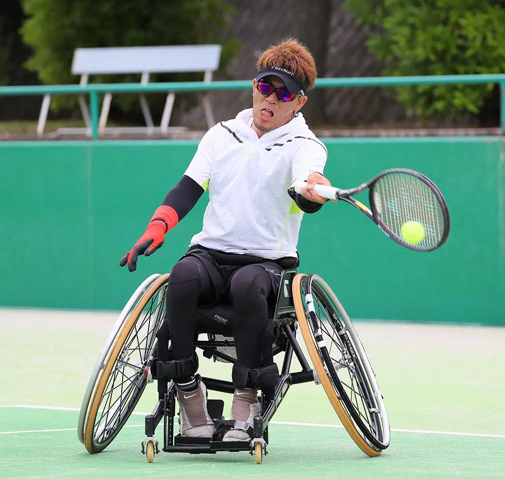 車いすテニス（混合上下肢障がい）日本代表の菅野浩二