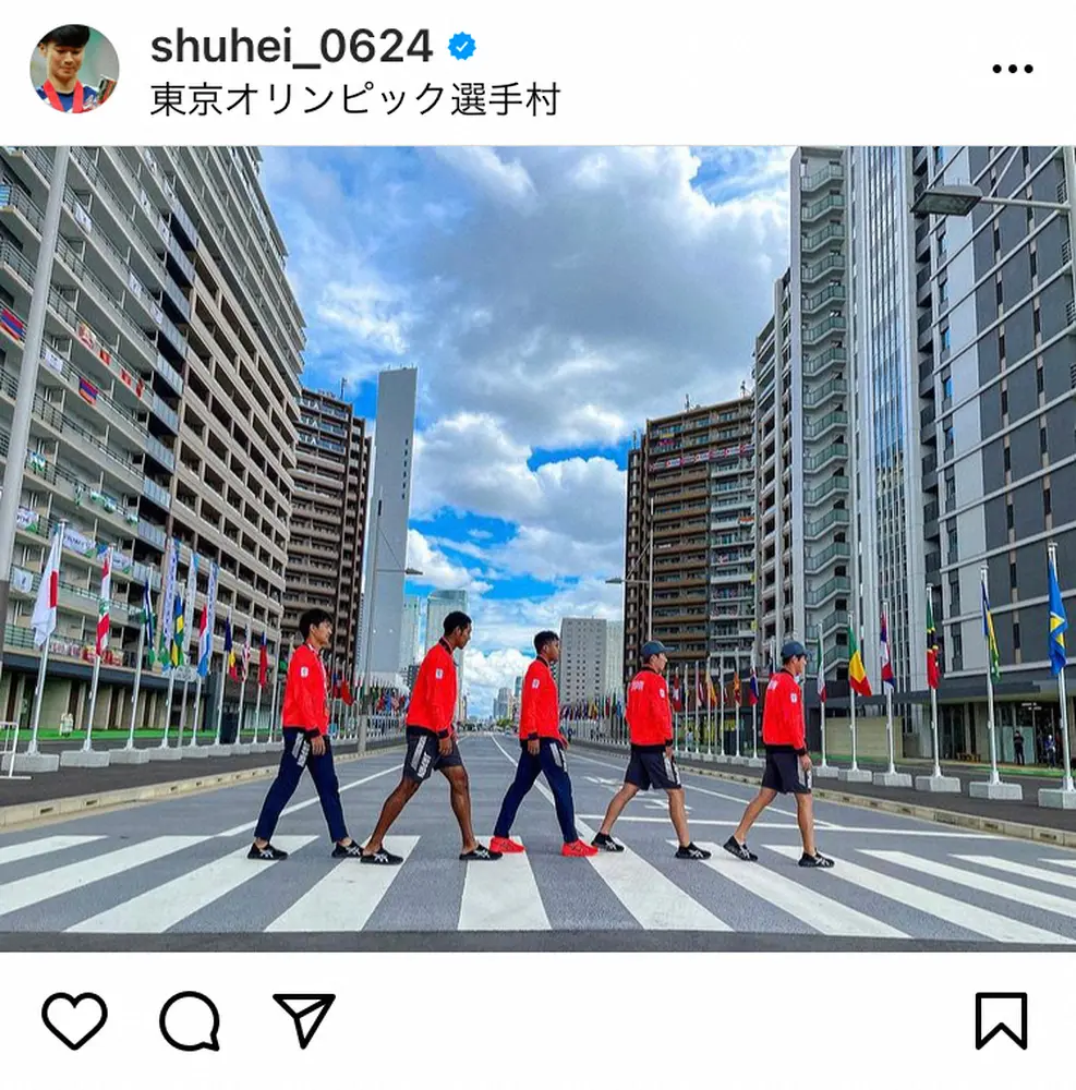 【画像・写真】多田修平　選手村屈指の撮影スポットでの名盤再現ショットに反響「素敵な写真」「絵になりますね！」