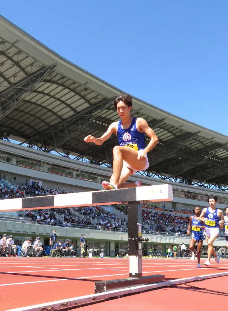 男子3000メートル障害で2連覇した東京五輪代表の三浦龍司