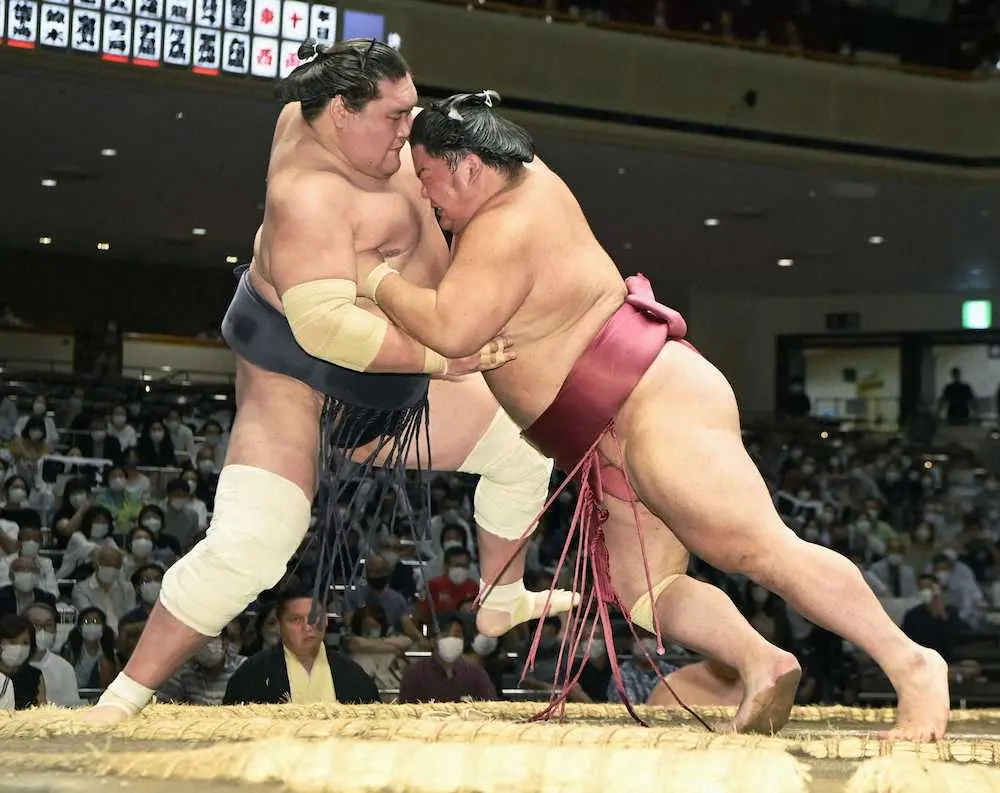 【画像・写真】大栄翔　全勝の新横綱・照ノ富士撃破、押し相撲の真骨頂「最後まで全力」貫く