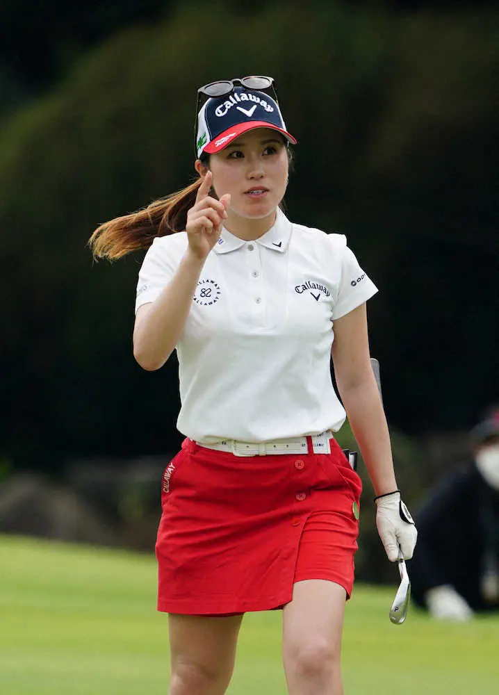 【画像・写真】西村優菜が3打リードで折り返す　浅井と原英が2位　女子ゴルフ　ミヤギテレビ杯ダンロップ