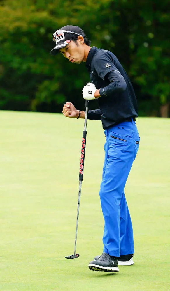【画像・写真】安本　肥ゆる秋…1メートル75、55キロ細身が14年目で初優勝へ2差4位、6季賞金0経験の苦労人
