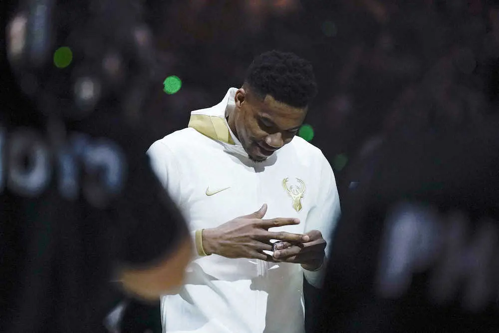 【画像・写真】NBAの21年シーズンが開幕　王者バックスは強敵ネッツを退けて白星発進　ヤニス32得点