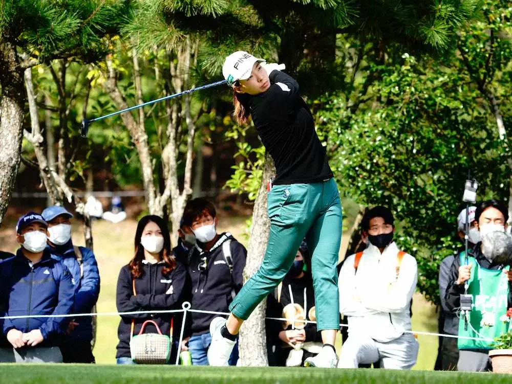 【画像・写真】渋野日向子は1オーバーでハーフターン　NOBUTA　GROUP　マスターズGCレディース