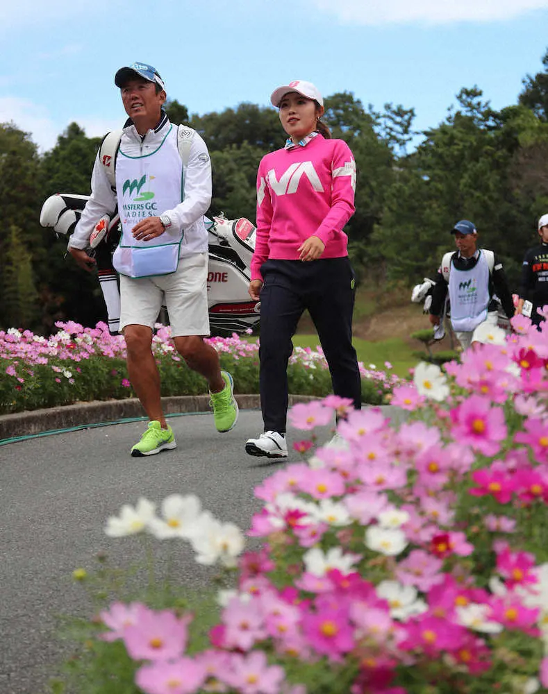 【画像・写真】2週連続V見えた!古江、強風の中唯一60台で首位浮上「うまく集中できた」異次元ノーボギー