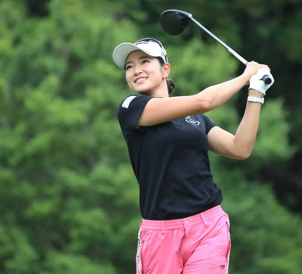 【画像・写真】原英莉花　「涙もろくなる季節」引退のキム・ハヌルと笑顔で寄り添う姿に…ファン「奇跡のツーショット」