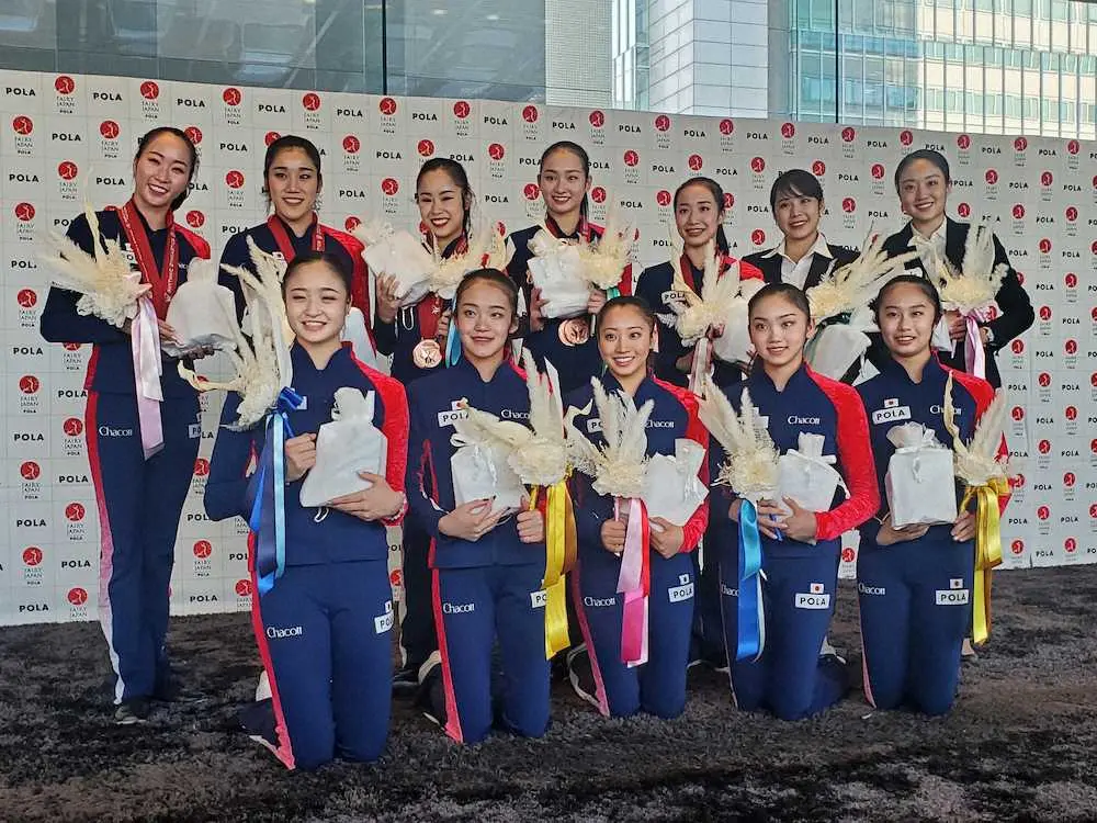 【画像・写真】新体操・杉本早裕吏「笑顔をお届けしたいと…」世界選手権銅メダルを報告