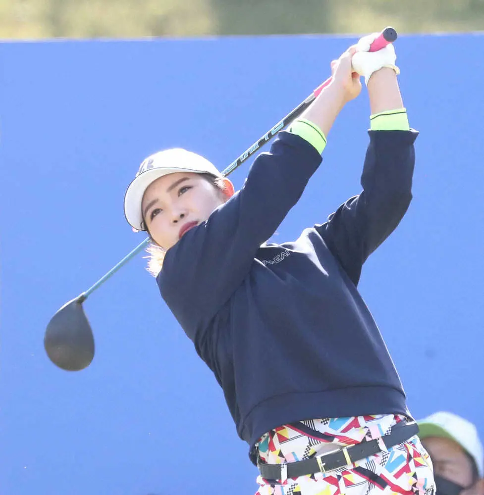 【画像・写真】古江が単独首位浮上　稲見と上田が2打差の2位　渋野は19位　女子ゴルフTOTOジャパンクラシック