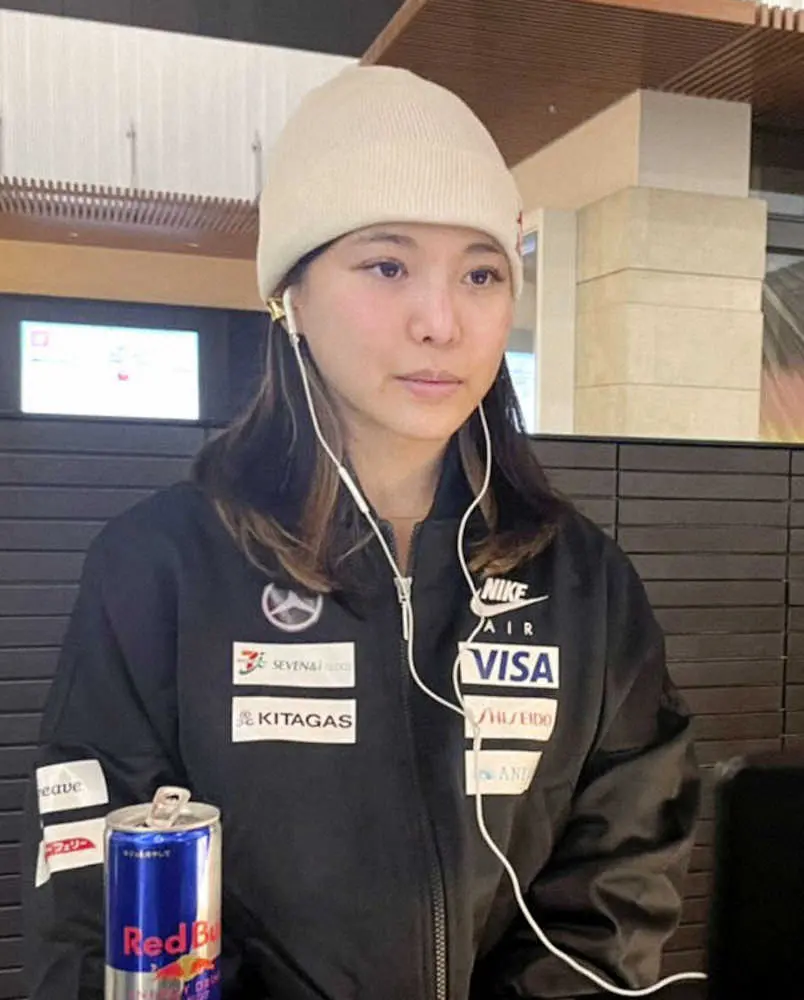 【画像・写真】高梨沙羅が渡欧　テーマは「対応力」　W杯参戦へ「いろんなジャンプ台を飛んで調整したい」