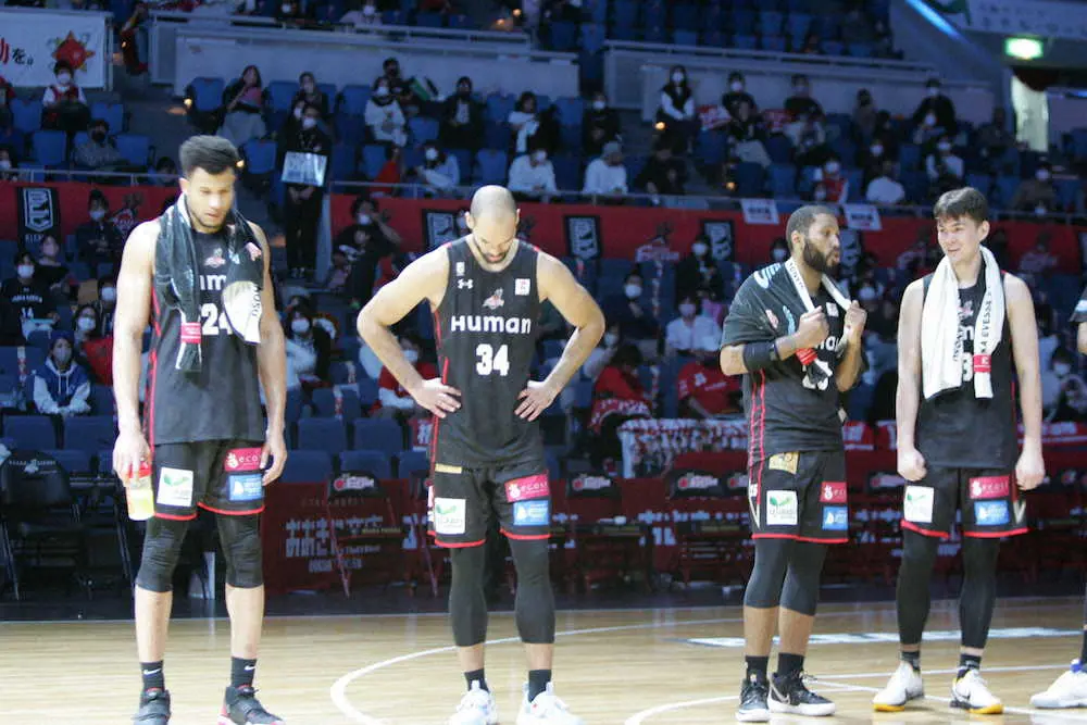 【画像・写真】波に乗れない大阪エヴェッサ　昇格組の茨城に白星を「アシスト」　今季まだ連勝なし