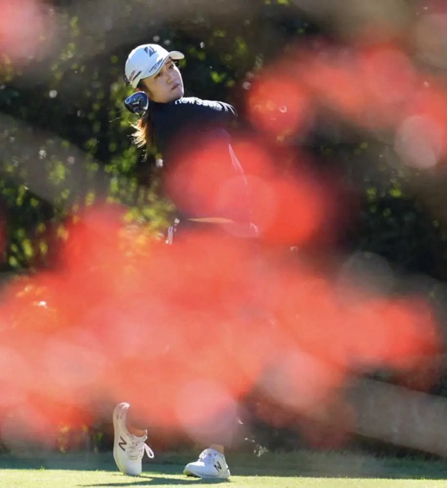 【画像・写真】稲見が8バーディー、ボギーなしの64で首位浮上　渋野は予選落ち　女子ゴルフ伊藤園レディース
