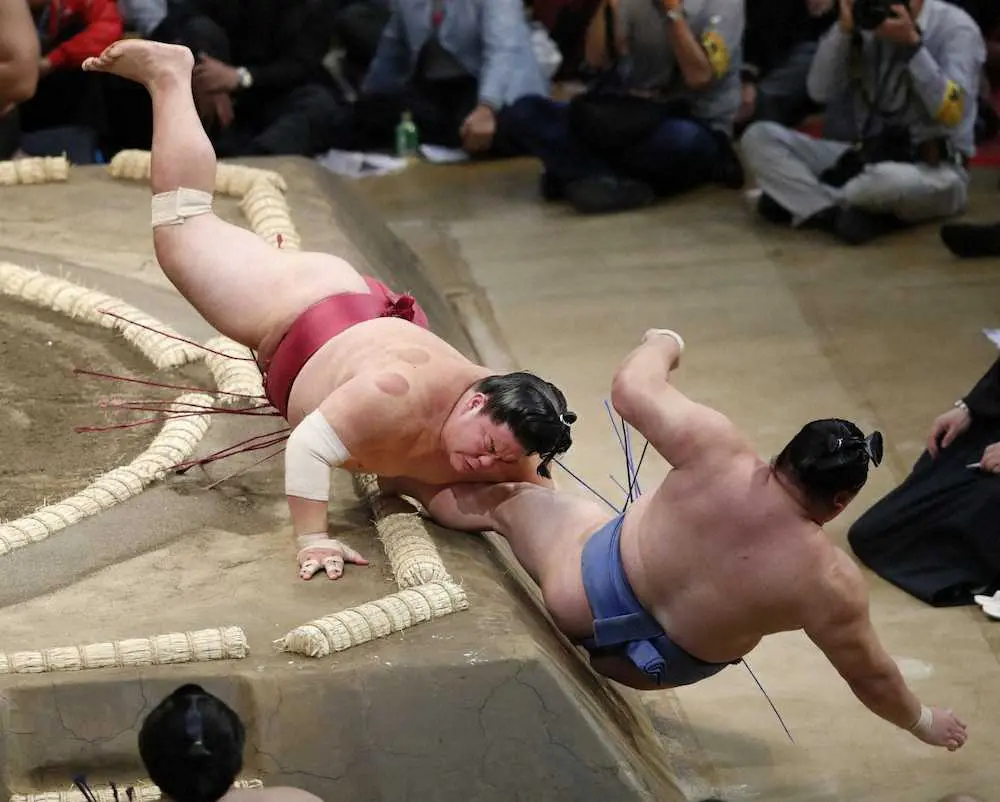 【画像・写真】大栄翔　突き押しさえて正代撃破、通算400勝「体が動いてしっかり攻められた」