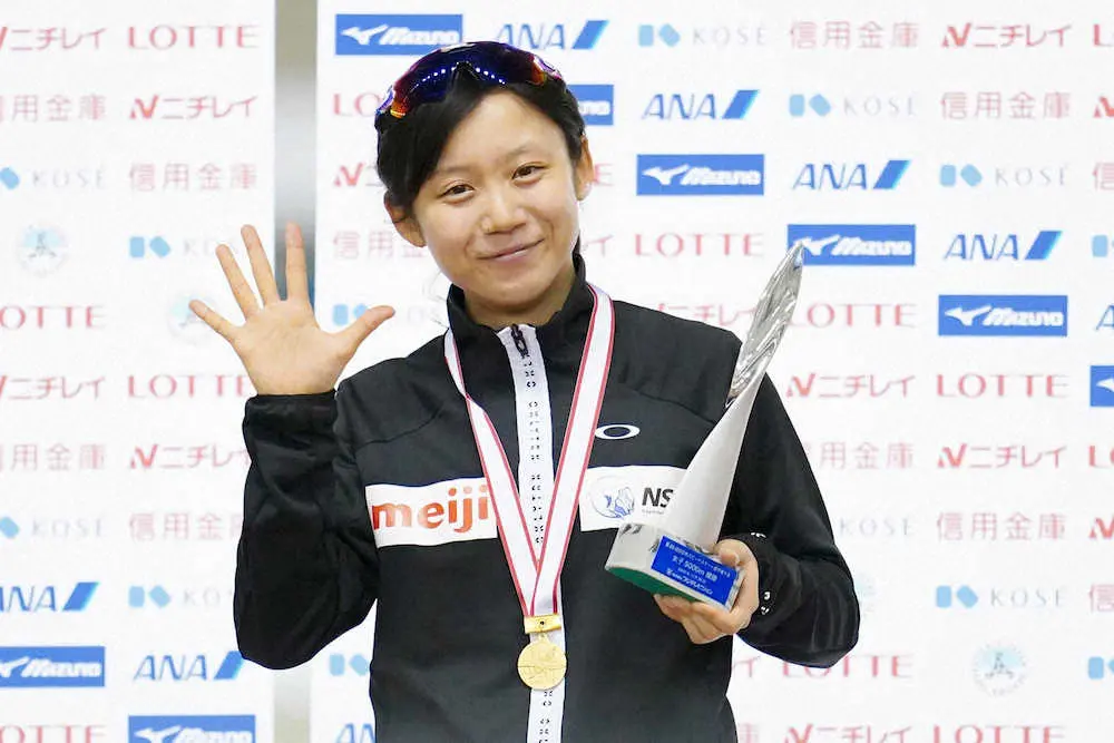 【画像・写真】高木美帆　リンク新記録Vで通算10勝目　納得の表情で「一ついい経験を積めた」