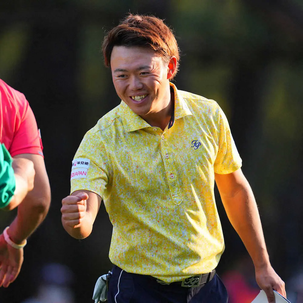 【画像・写真】木下稜介が66で単独首位に浮上し今季3勝目王手　宮里優作が63で2打差4位　ダンロップ・フェニックス