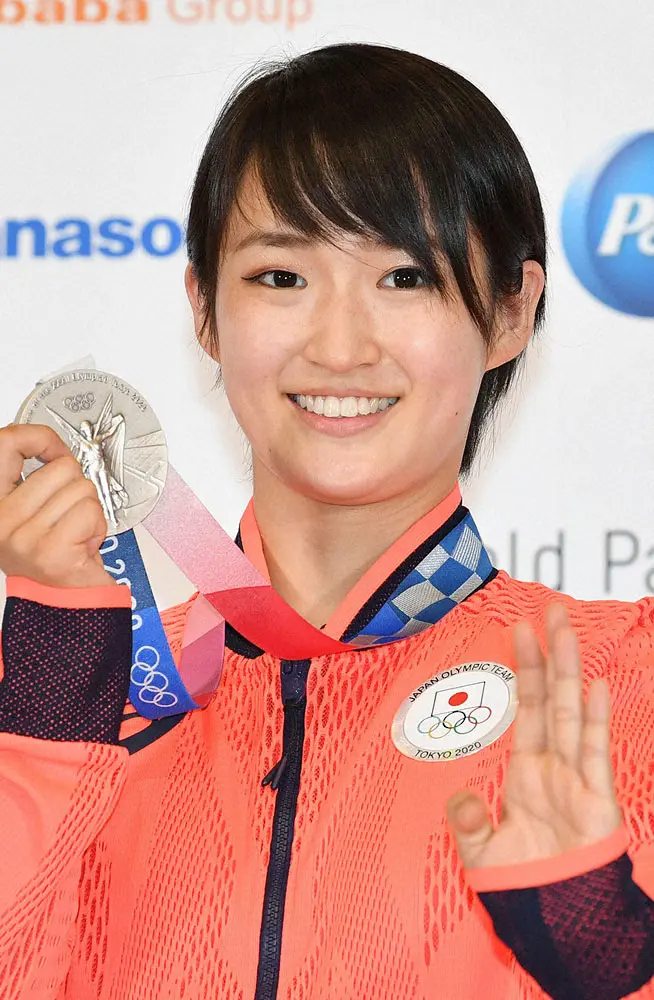 東京五輪空手形女子で銀メダルを獲得した清水希容