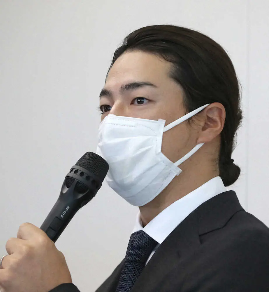 【画像・写真】石川遼が自主隔離中の違反行動について公の場で涙の謝罪　立ったまま約45分間、事実関係を説明