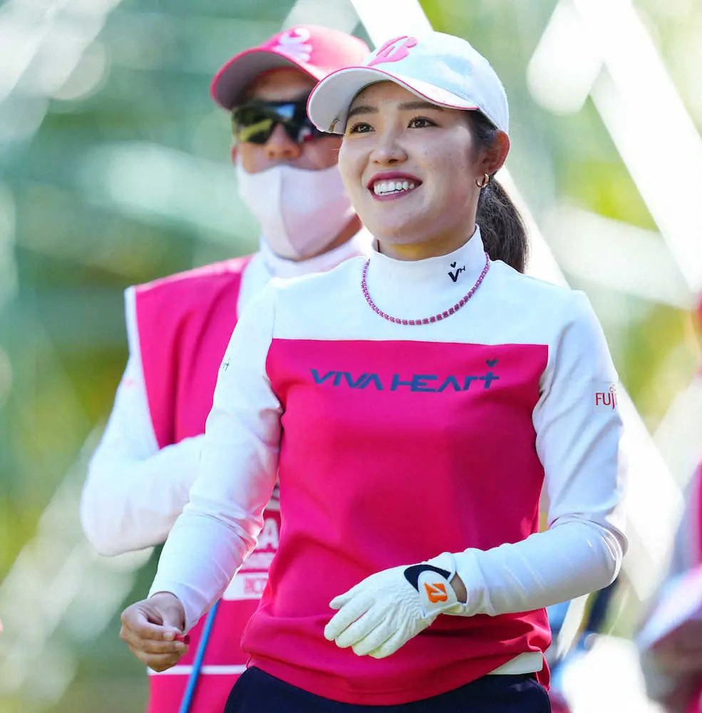 【画像・写真】古江　2日連続73で2位後退　逆転賞金女王へ「悔いがないよう強気のプレーを」