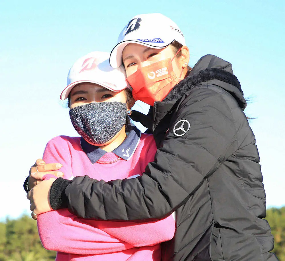 【画像・写真】稲見萌寧「もっともっと最強なゴルファーに」史上2番目に若い賞金女王　五輪銀＆21年8勝「100点」
