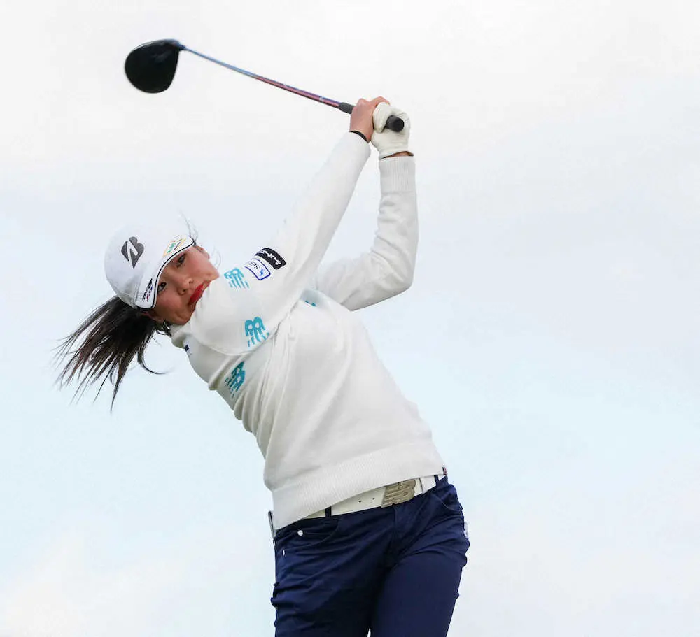 【画像・写真】18歳の桑木志帆がプレーオフ制し優勝　女子ゴルフ新人戦加賀電子カップ