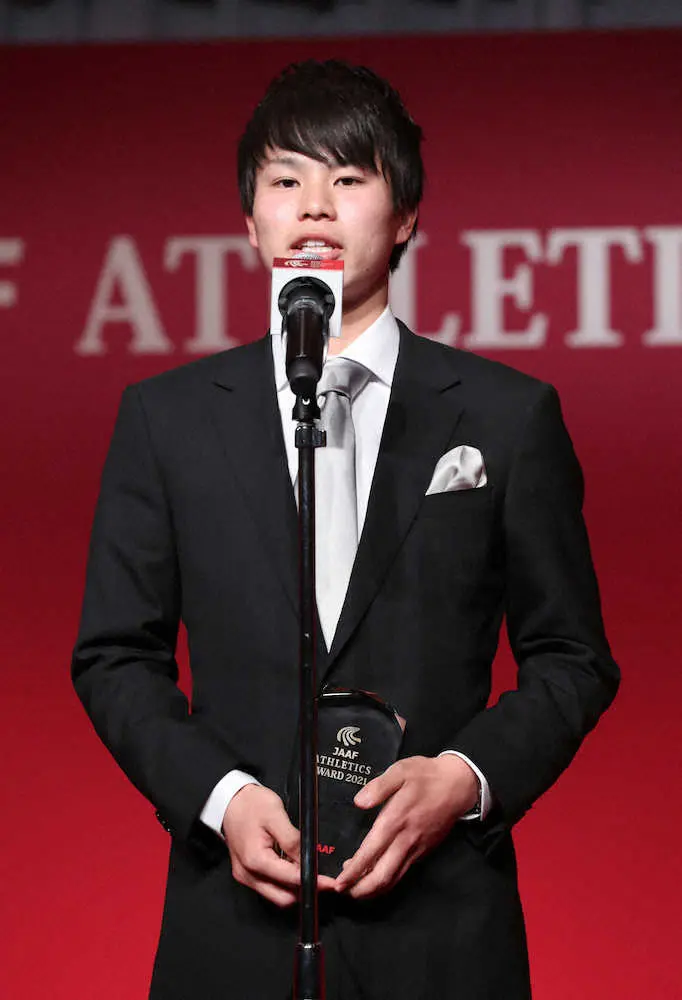【画像・写真】マラソン鈴木&一山　夫妻で初の公の場「尊敬できる」「謙虚で素晴らしい」