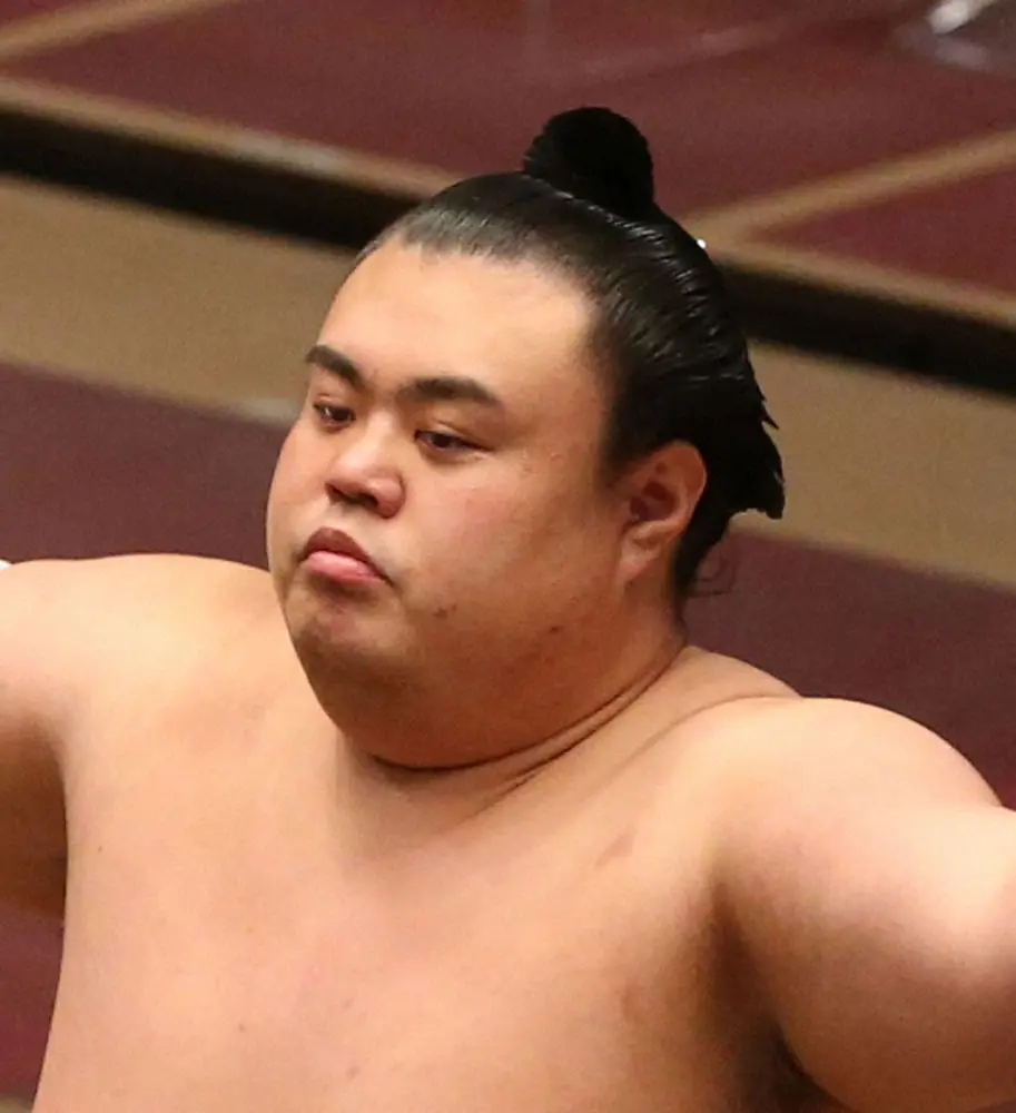 【画像・写真】英乃海＆紫雷　違法賭博関与か？初場所休場決定