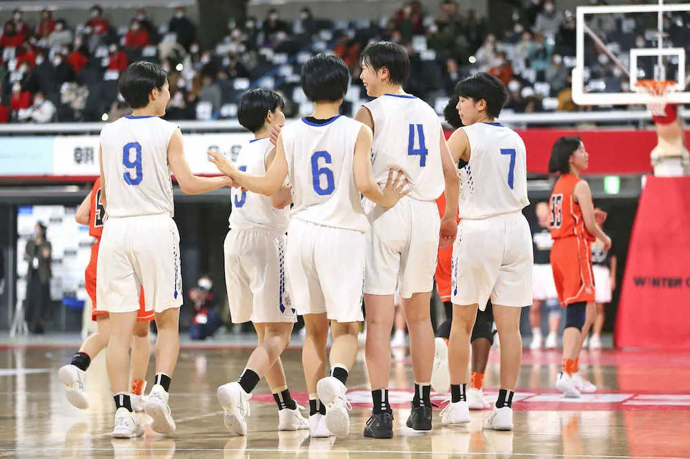 【画像・写真】83点差圧勝の仙台大明成など男子8強、女子は桜花学園など4強　全国高校バスケ