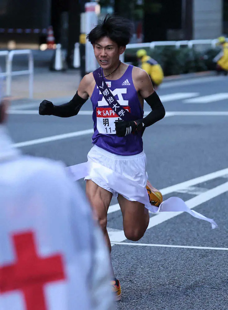 【画像・写真】【箱根駅伝】明大は総合14位で2年連続シード落ち　10区・橋本「悔しい思いが強い」