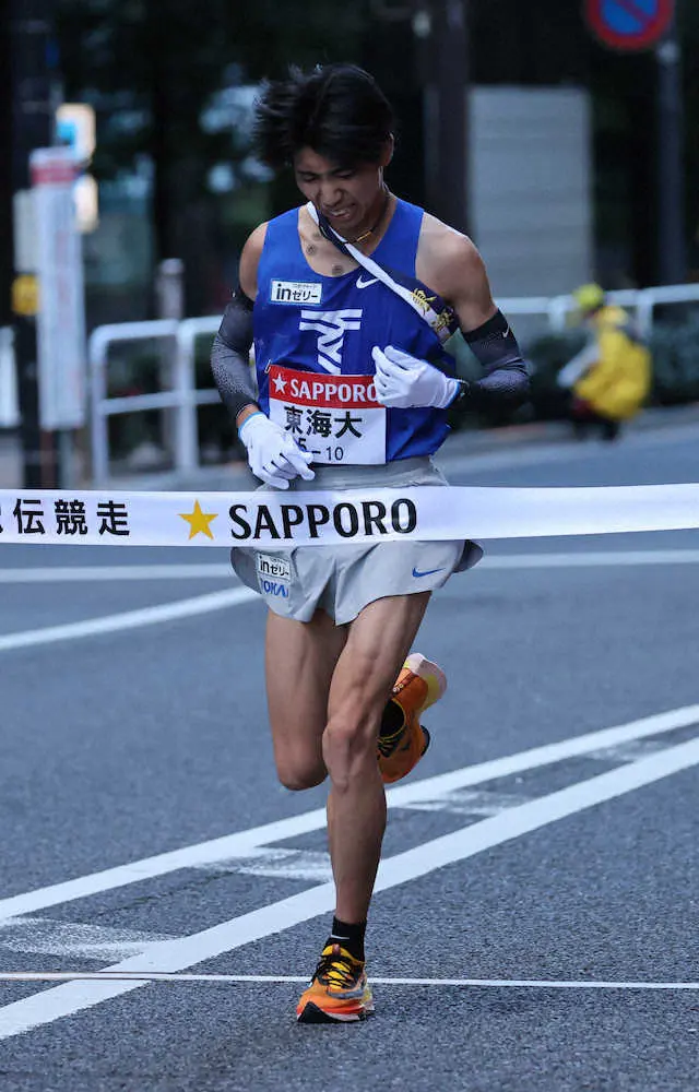 【画像・写真】東海大、残り1キロでシード圏外に転落11位　10区・吉冨は低血糖症に