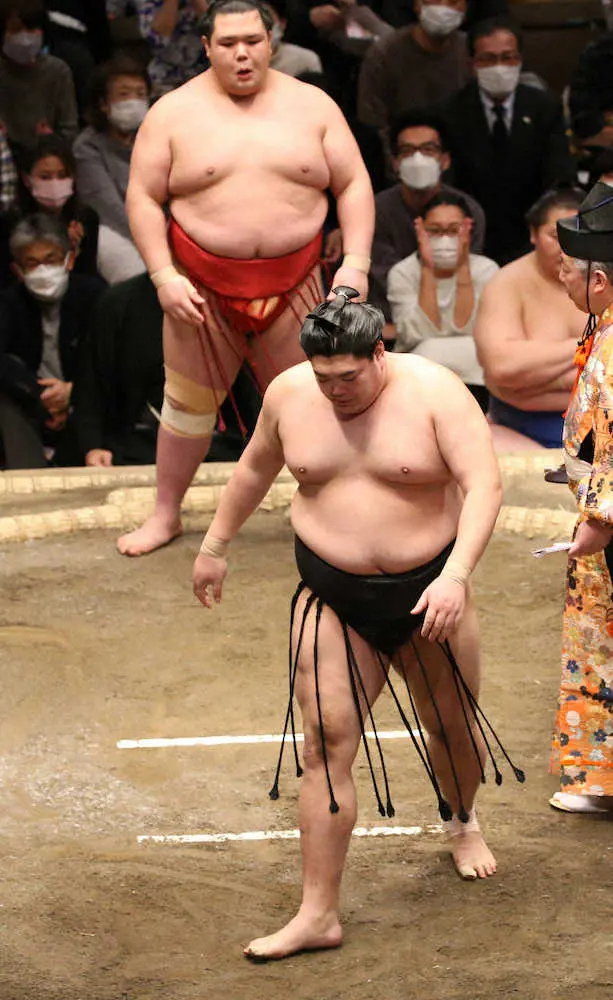 【画像・写真】阿炎　6連勝で止まった　土俵際追い込むも阿武咲に逆転負け、取材応じず