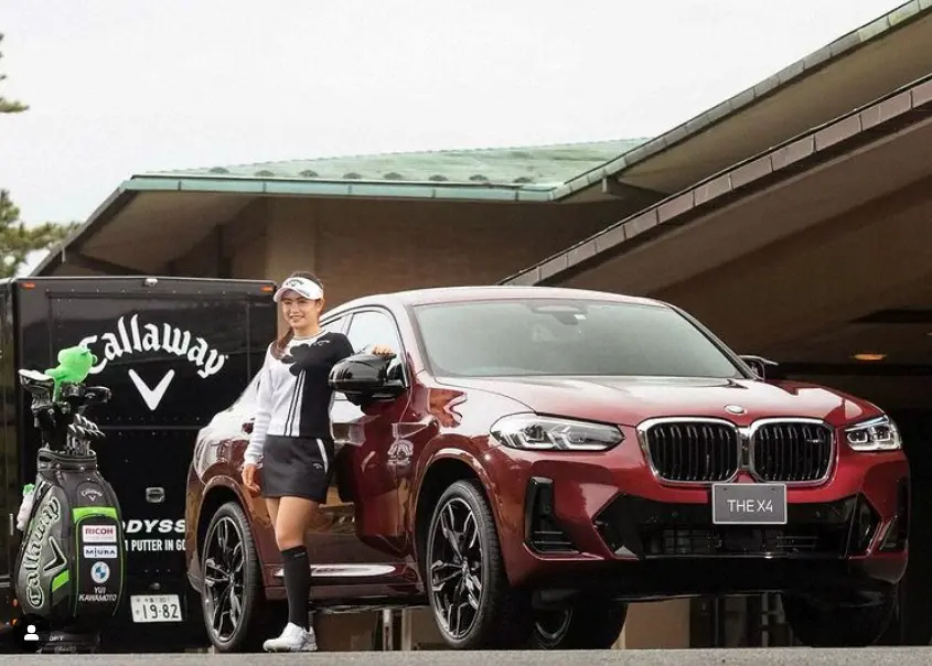 【画像・写真】河本結　愛車のBMW新モデル、限定カラー公開に「オシャレ　似合ってます」「結プロは赤が似合います」