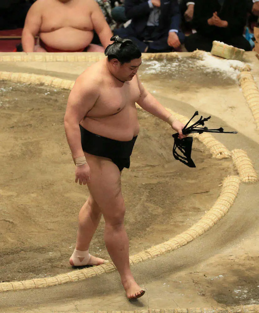 【画像・写真】阿炎　3敗後退…逆転優勝へ金星狙う！　照ノ富士に昨年九州場所の雪辱だ