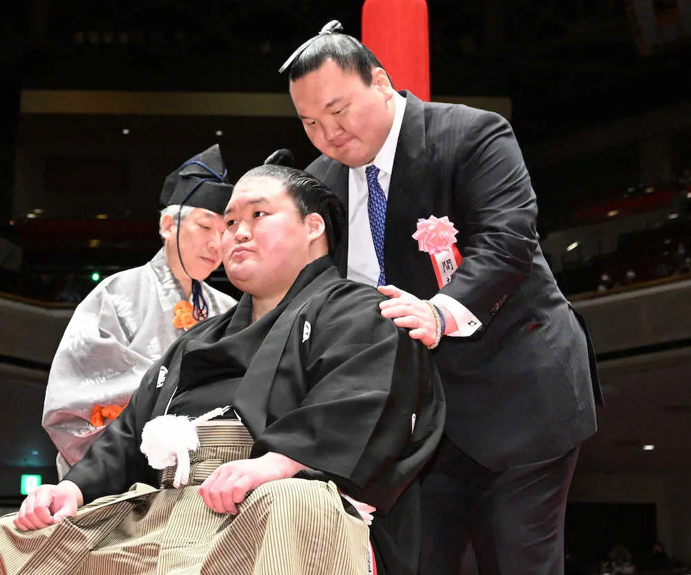 【画像・写真】豪栄道「私の果たせなかった横綱を育てたい」3年越し断髪式　武隈襲名披露大相撲