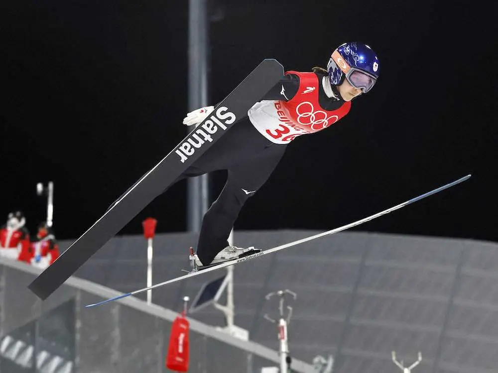 【画像・写真】沙羅4位　2回目最長100メートル大ジャンプも2大会連続メダル逃し涙「もう私の出る幕ではないかも」